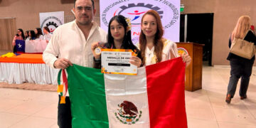 Gana estudiante tamaulipeca medalla de oro en Feria de Ciencias en Paraguay
