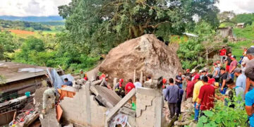 Activan puentes aéreos de auxilio; suman 47 muertos