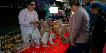 Posada navideña lleva alegría a más de 460 niñas y niños de la colonia Esfuerzo Popular