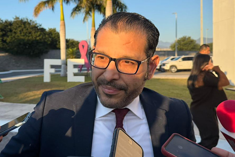 Enfermería desborda demanda en la UAT