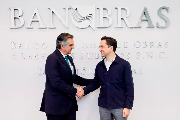 Américo cabildea en Banobras megaproyectos clave