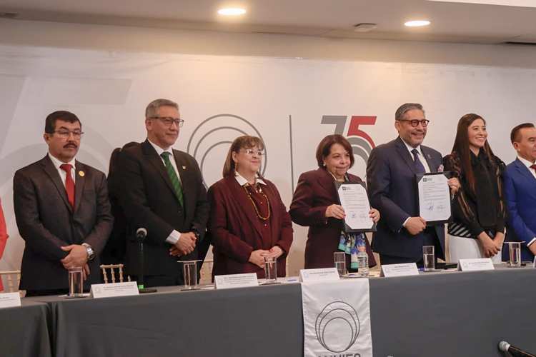 Inaugura alcalde punto de venta de leche para el bienestar