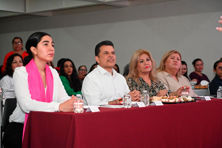 Conmemoran DIF y Municipio Día de la Mujer Mexicana