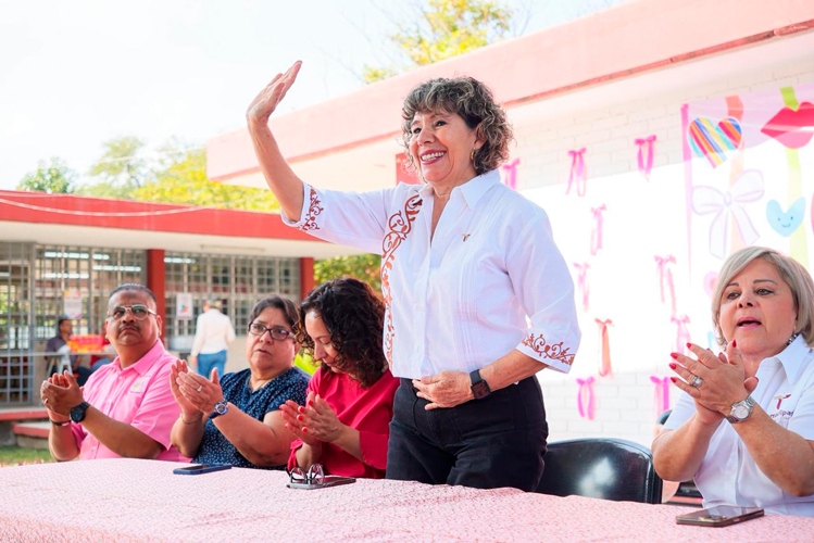 Conmemoran DIF y Municipio Día de la Mujer Mexicana