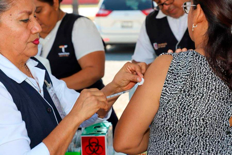 Fortalece SET cobertura educativa con histórica entrega plazas docentes
