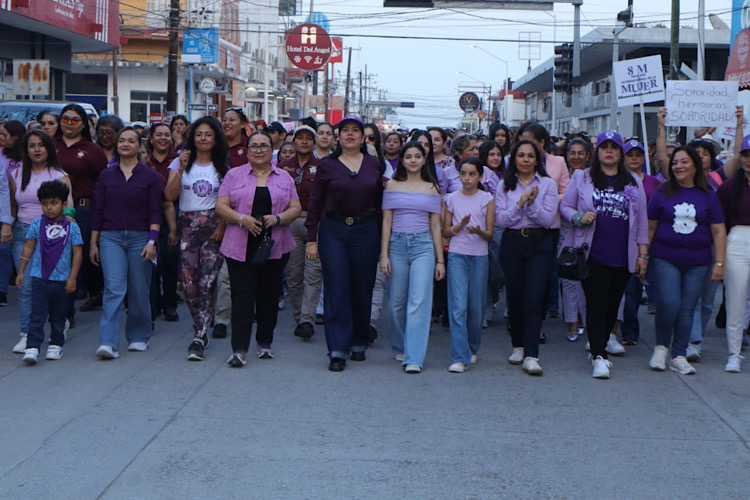 Patty Chío fortalece trabajo en favor de las mujeres en El Mante