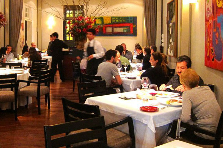 Restauranteros alertan impacto por jornada de 40 horas