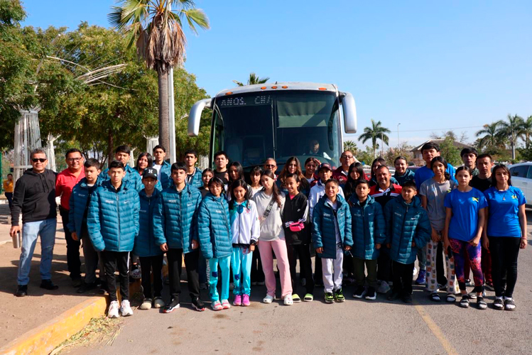 Carmen Lilia Canturosas entrega nuevas aulas en primaria