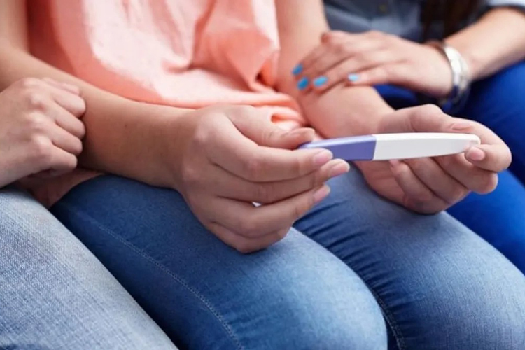 Exigen al IMT acciones contra embarazo en adolescente