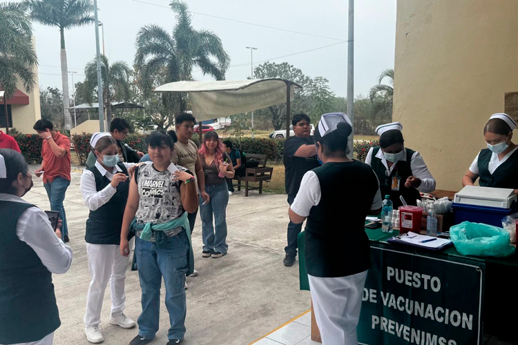 Incentiva INJUVE emprendimiento juvenil con “Mercado Tamaulipas” en Nuevo Laredo