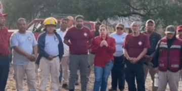 Controlan incendio en Sierra de El Abra