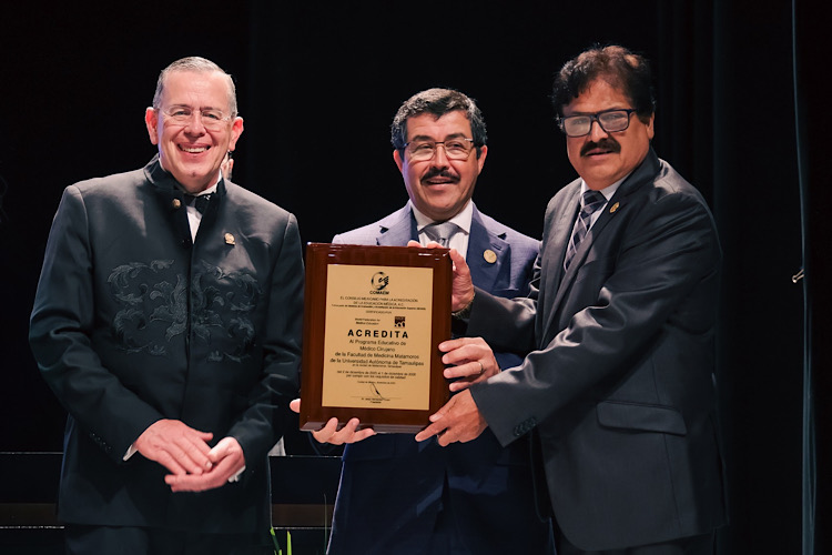 Hito histórico. La UAT alcanza el 100% de excelencia académica: Rector Dámaso Anaya