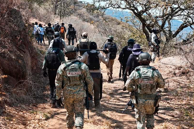 Almaraz lleva pelea por COMAPA a la SCJN