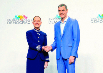 Políticos juegan últimas cartas para que familiares sean candidatos en 2027