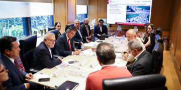 Gestiona Américo ante la SICT impulso a infraestructura ferroviaria y carretera en Tamaulipas