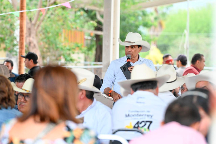 Mantiene Lalo Gattás un gobierno cercano a la gente