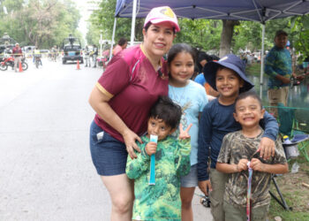 Bloquean carretera Interejidal por falta de agua
