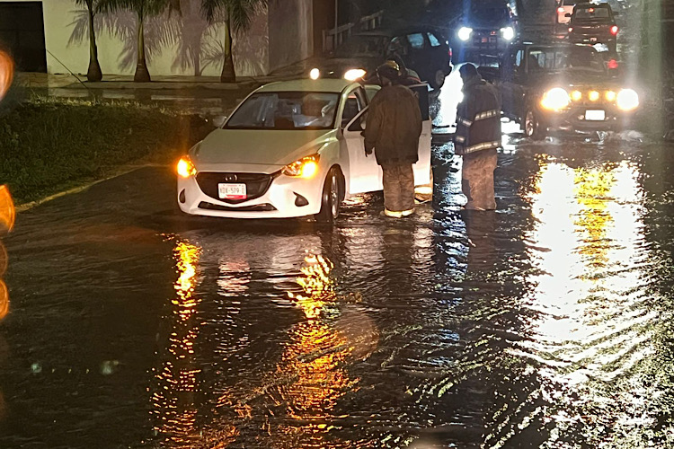 Reporta PC saldo blanco por lluvias en Victoria