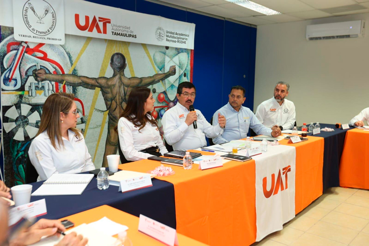 Fortalece la UAT vínculos con clústeres Automotriz y Eléctrico-Electrónico de Tamaulipas