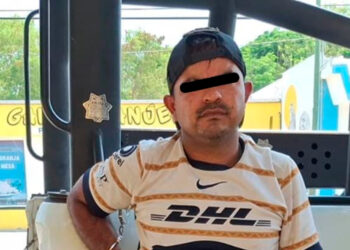 Detienen a dos con moto robada
