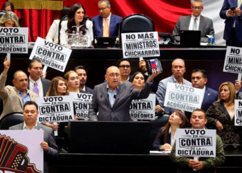 Morena aplaza elección judicial y exhibe fractura interna
