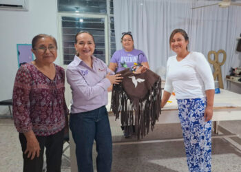 Envía UAT segunda generación de alumnos al programa intercultural de Disney