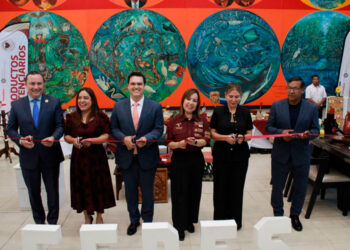 Uniforman Lucy y Lalo Gattás a selecciones del Mundialito DIF Victoria 2026