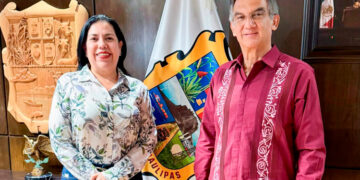 Refrenda Gobernador unidad y trabajo en equipo con Patty Chío