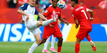 Canadá rescata empate en debut mundialista