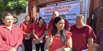 Continúan conflictos de maestros; toman 6 escuelas