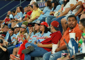 Vive Nuevo Laredo gran fiesta deportiva con juego de aniversario