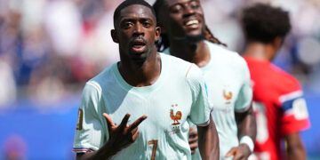Dembélé marca triplete en victoria de Francia sobre Noruega