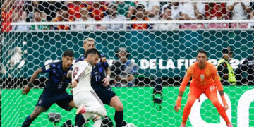 España elimina a Uruguay y avanza invicta