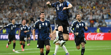 Argentina vence a Jordania y cierra con tres victorias