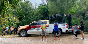 Guardia Estatal auxilia a personas atrapadas en río de Ciudad Victoria