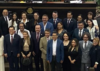 Del escenario al Congreso… los autores brillaron