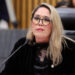 Buscan reconocer legalmente familias de crianza