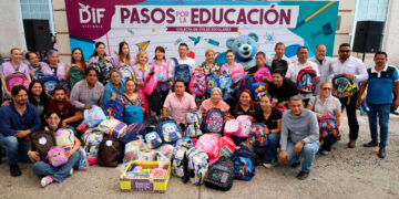 Buscan reconocer legalmente familias de crianza