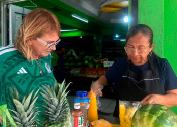 Comercios locales sostienen economía de Reynosa: Deandar