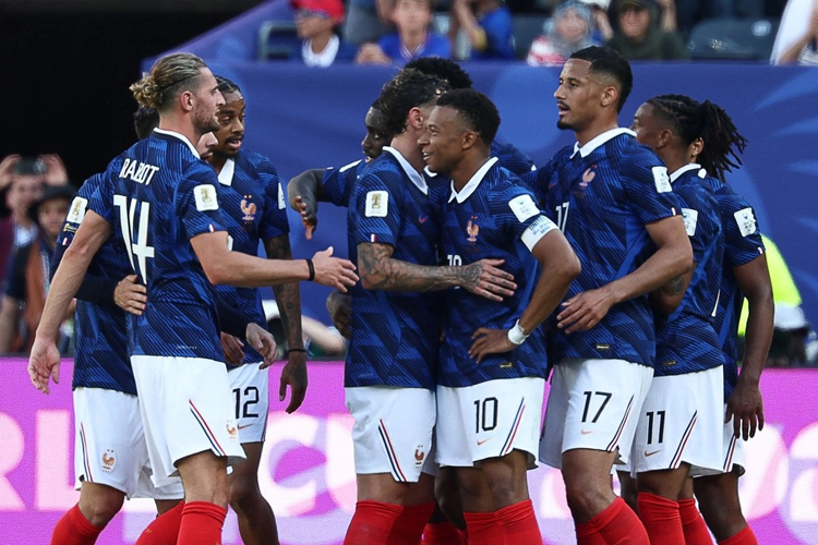 Con doblete de Mbappé, Francia vence 3-1 a Senegal
