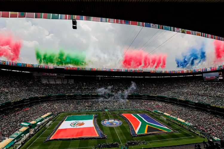 México abre su tercer histórico Mundial