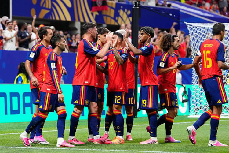 España derrota 4-0 a Arabia Saudita; Lamine Yamal estrena cuota goleadora