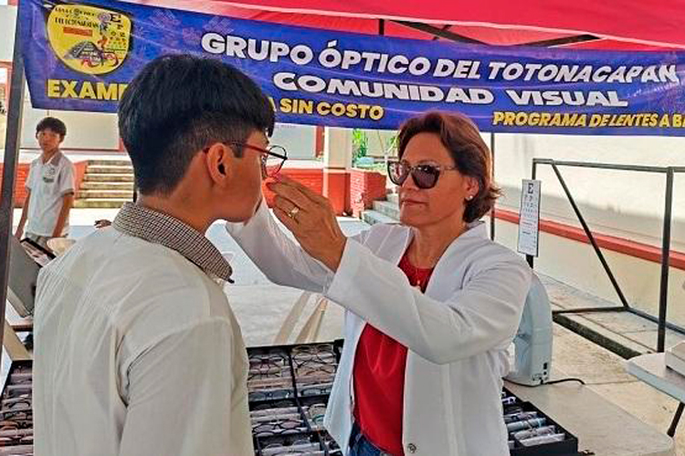 Alcalde Lalo Gattás evalúa y refuerza estrategia de recolección y limpieza en Victoria.