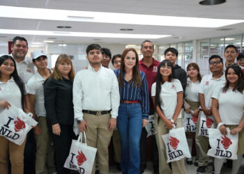 Carmen Lilia reconoce a campeones del interpreparatorias 2026