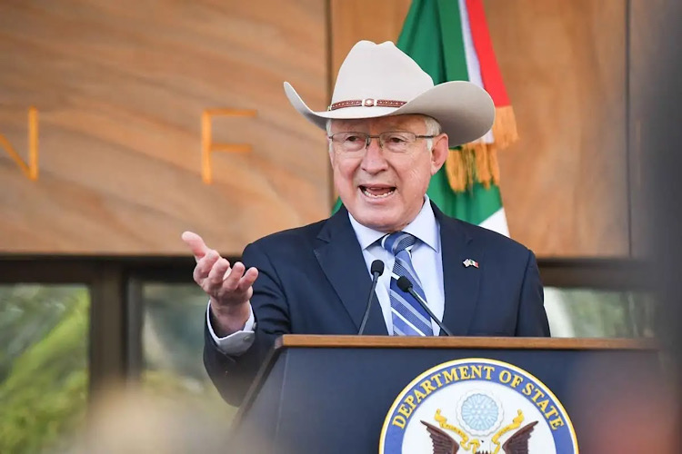 Sheinbaum: “Todo parece indicar que Ken Salazar mintió”