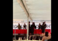 Gilberto Mora emociona hasta en su graduación