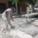 Constata Patty Chío instalación de circuito de alumbrado en tres colonias