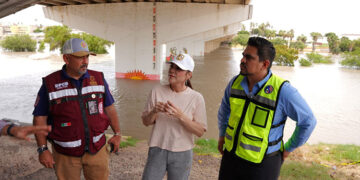Carmen Lilia Canturosas encabeza acciones preventivas ante creciente del Río Bravo