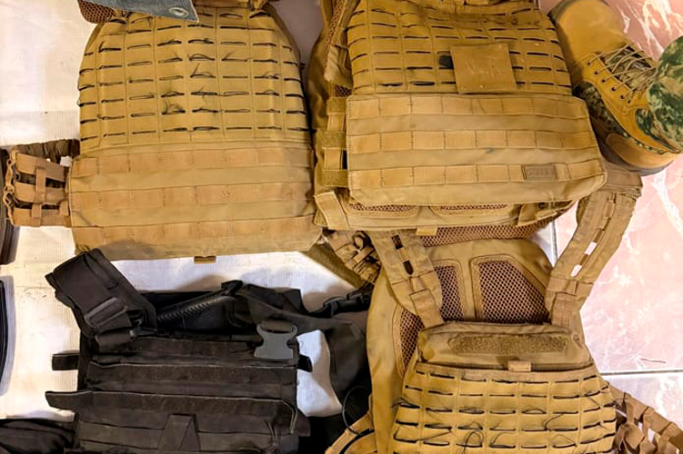 Ejército asegura vehículo blindado y arsenal en Matamoros