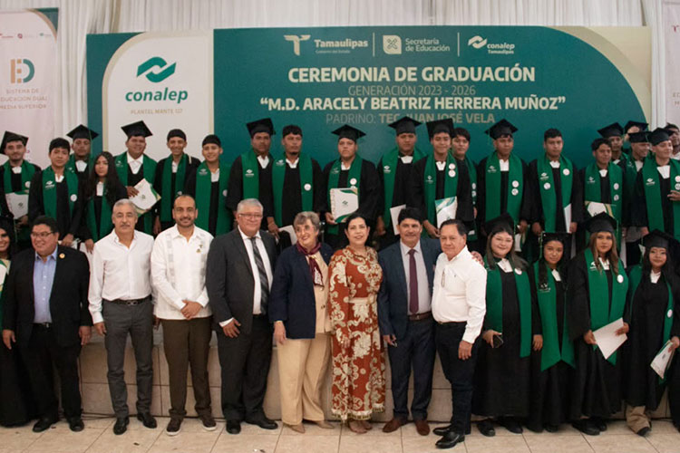 Sinegia entre Gobierno de Tamaulipas y Carmen lilia lleva bienestar a familias neolaredenses